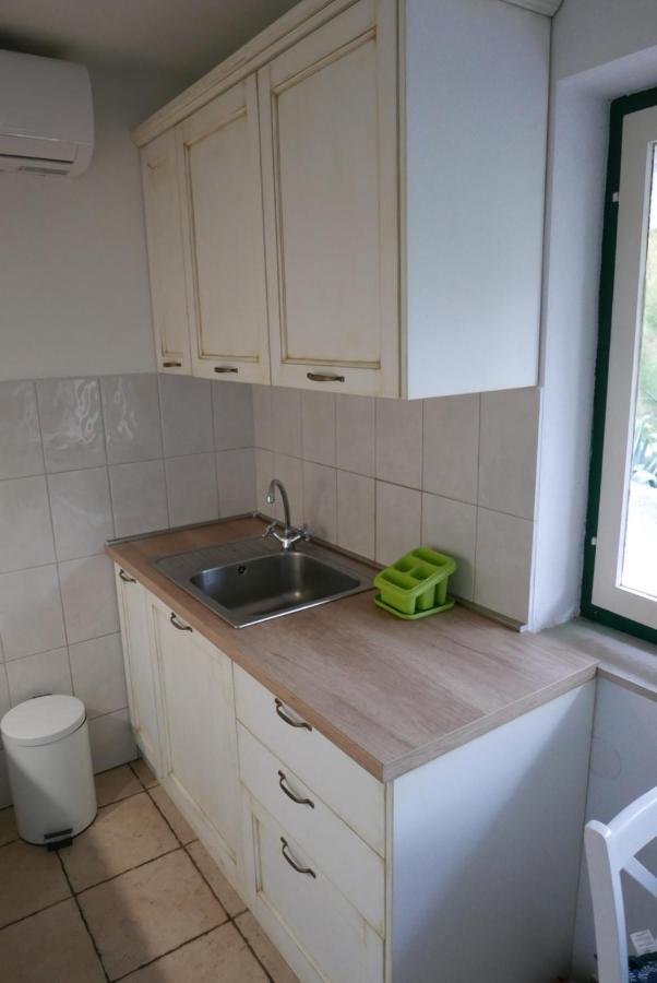 Vacation House "Pave" Povlja  Kültér fotó